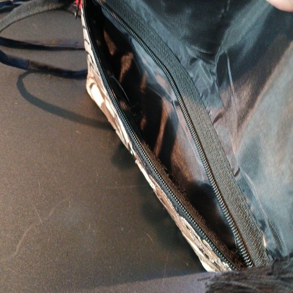 Black and Gold Envelope Clutch Purse Bag with Black‎ Cotton Tassels NWOT! - Picture 6 of 7